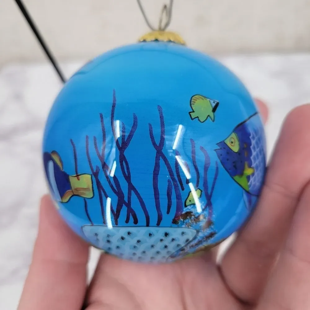 Vintage Glass Reverse Painted Blue Tropical Fish Ornament in Gift Box - Picture 10 of 12